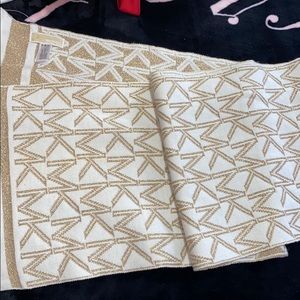 Michale Kors Scarf